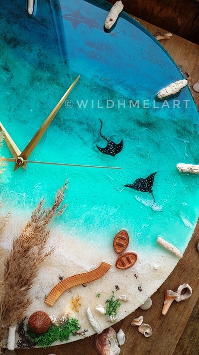 Часы из эпоксидной смолы