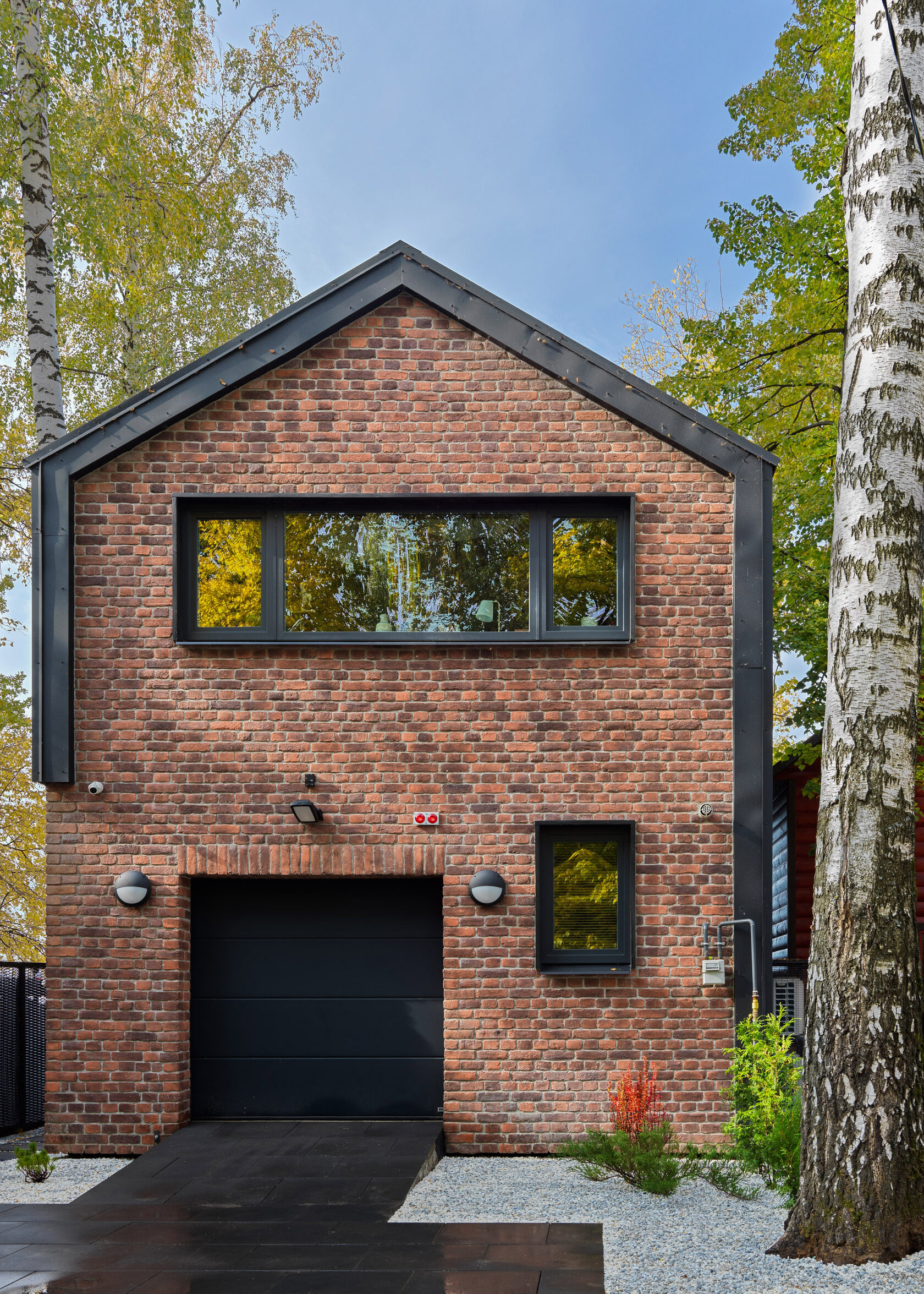 индустриальная улица кемерово. фасад в стиле лофт. фасад здания в индустриальном стиле. экстерьер в стиле лофт. индустриальный стиль фасад.