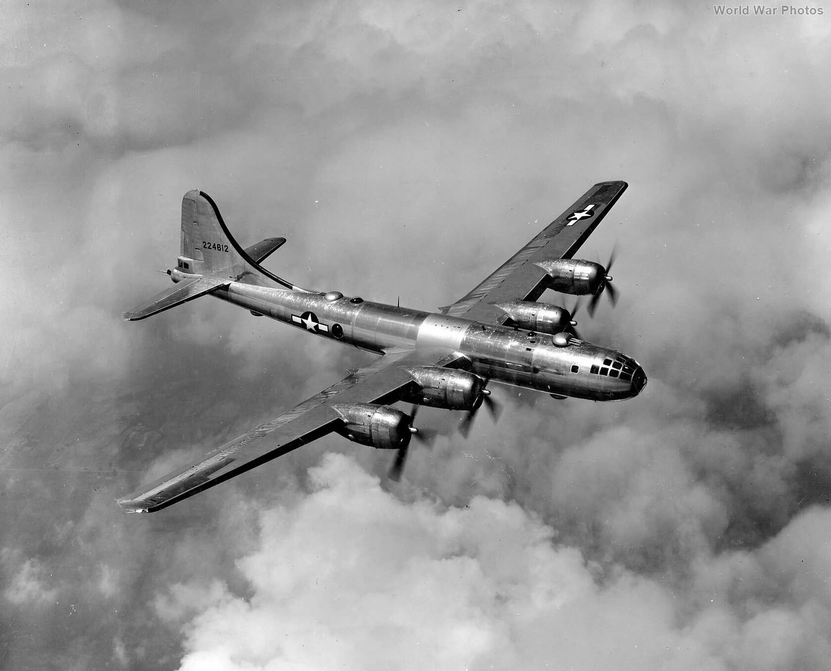 Сайт б 29. B-29 бомбардировщик. Боинг б 29 Суперфортресс. Боинг б-29 Суперкрепость. Б-29 бомбардировщик Хиросима.