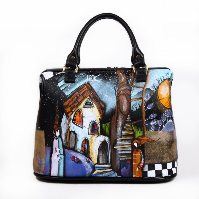 Сумки, расписанные в ручную