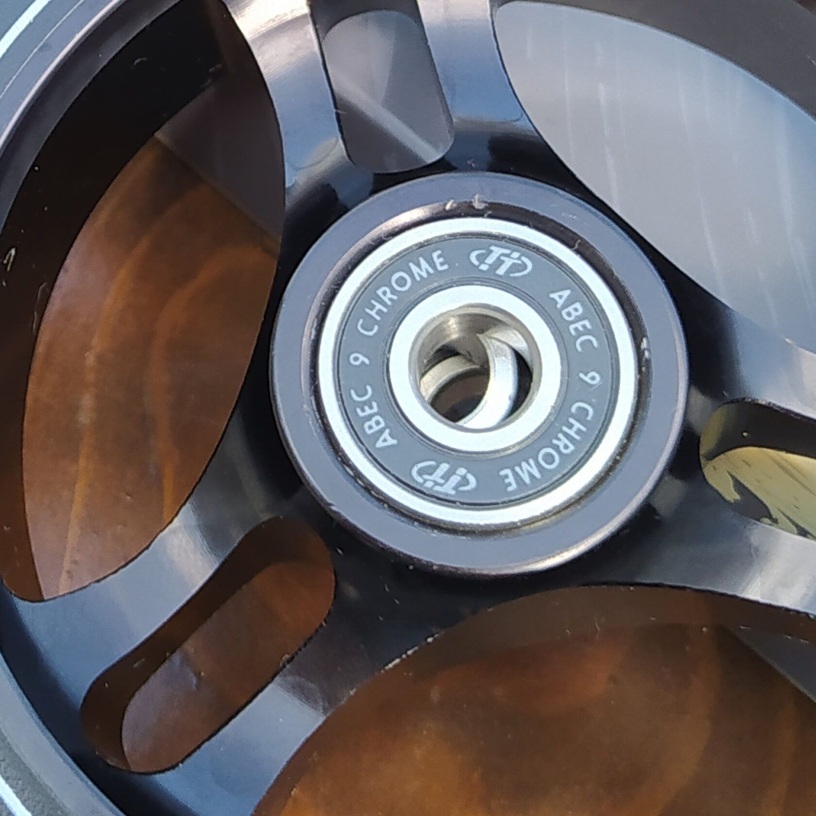 Замена подшипников в 1 колесе