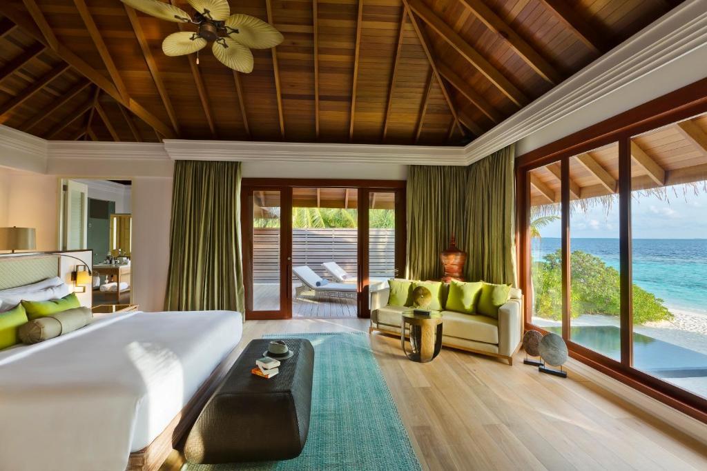 Dusit Thani Maldives сноркелинг