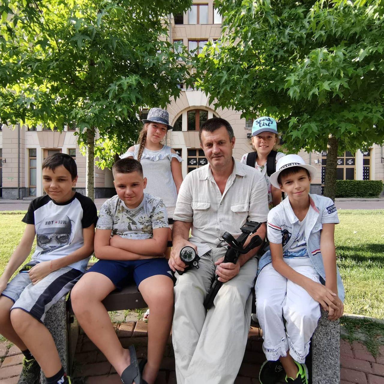 Лагерь блогеров. Лагерь блоггеров для детей. Лагерь для блогеров в Самаре. Летний лагерь Анапа с английским уклоном с 23.06- 02.07. Лагерь блогеркемп волгочеренский ул Майская д3.