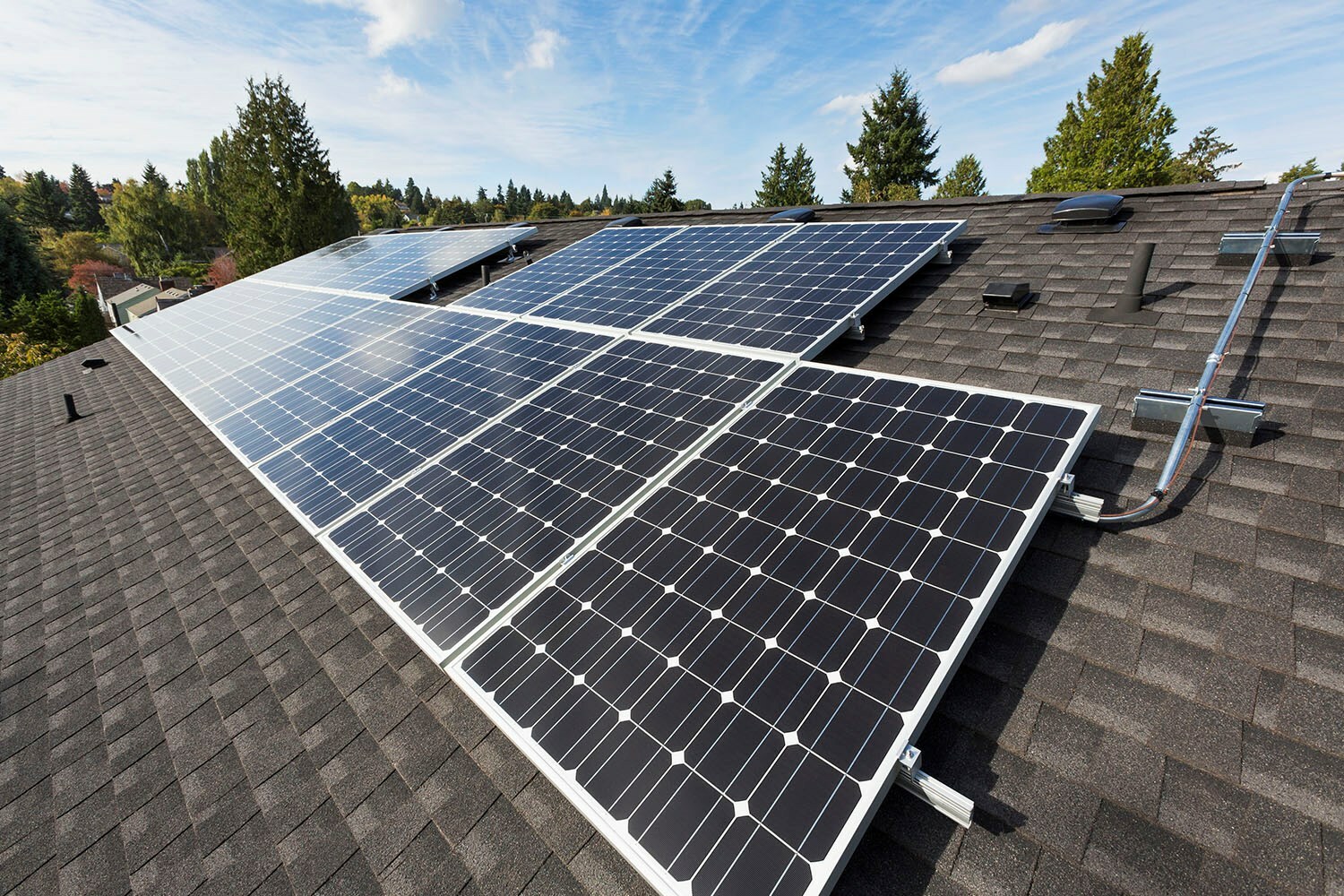 Солнечный поставить. Солнечная панель Solar Roof. Solar Panel 640w. Solar Panel 107x6. 100 KWP солнечные панели.