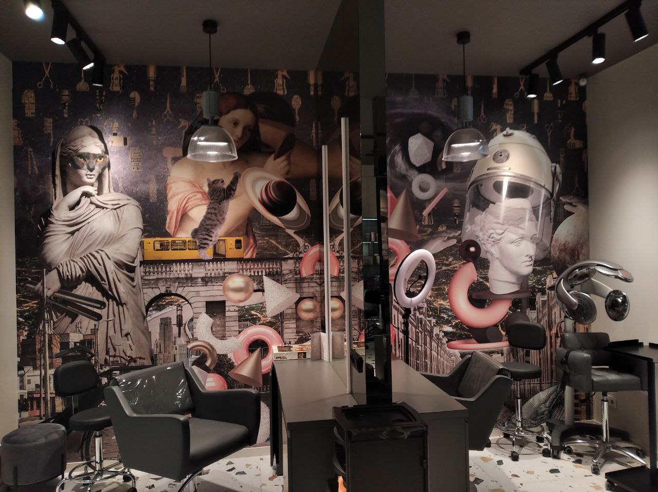 Оформление стен для бизнеса