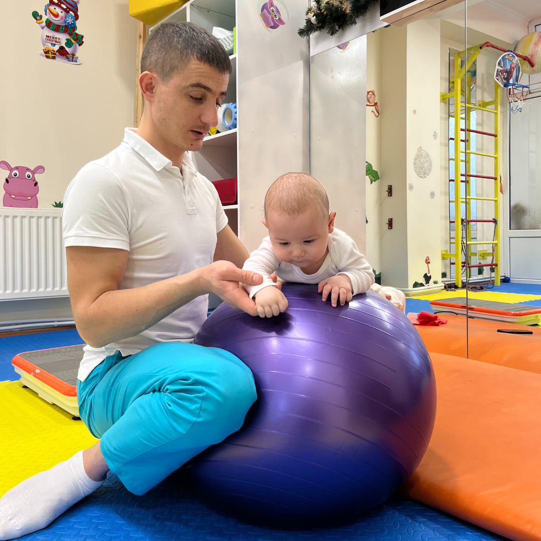 kinetoterapie, kineto 4 baby, kineto4baby, kinetoterapie pentru copii, clinica de kinetoterapie, fizioterapie, exhitație terapeutica, kinetoterapie chisinau, kinetoterapie Chișinău, kinetoterapeut, kinetoterapeut chișinău, kinetoterapeut copii,