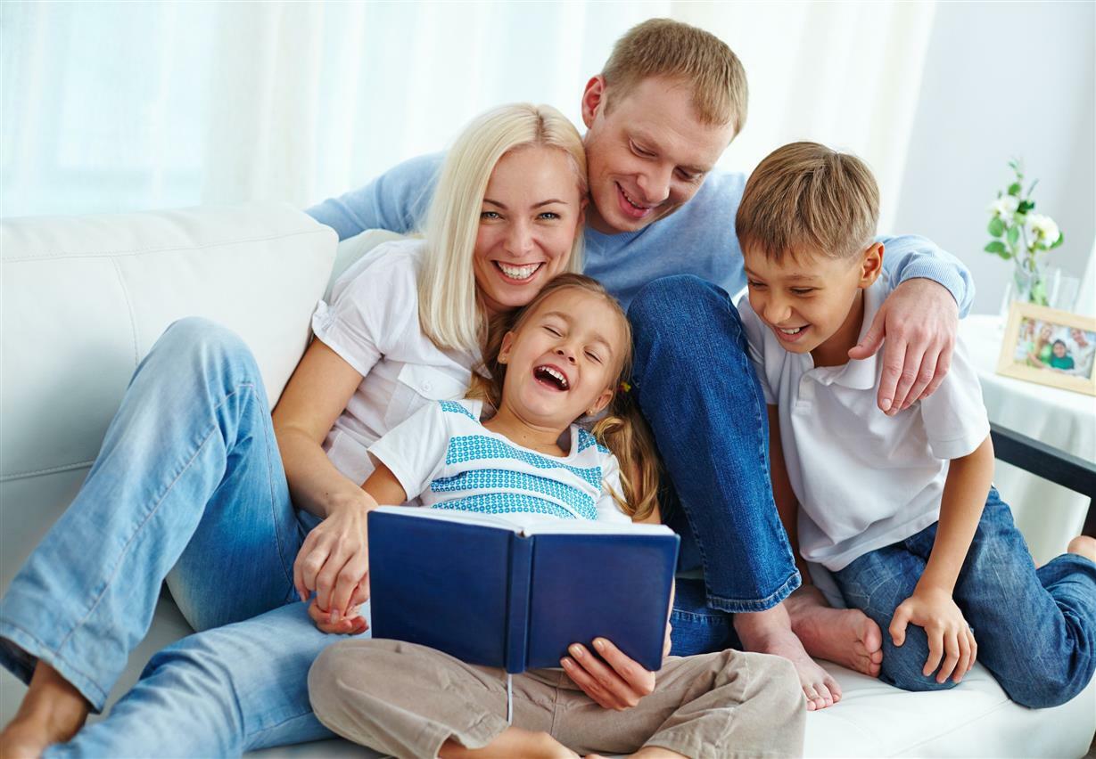 Чтение в кругу семьи