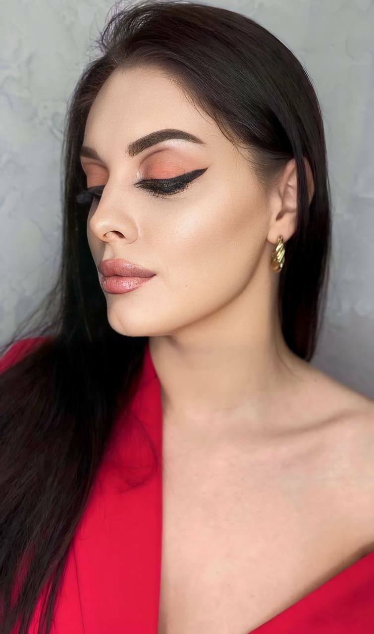 курсы макияжа для девочек 10 лет. сертификат архитектура бровей. обучение макияжу в химках. профессия визажист. курсы макияжа в нижнем новгороде.