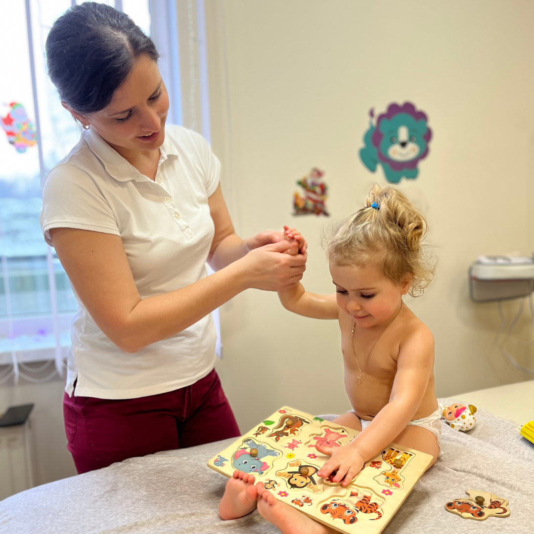 kinetoterapie, kineto 4 baby, kineto4baby, kinetoterapie pentru copii, clinica de kinetoterapie, fizioterapie, exhitație terapeutica, kinetoterapie chisinau, kinetoterapie Chișinău, kinetoterapeut, kinetoterapeut chișinău, kinetoterapeut copii,